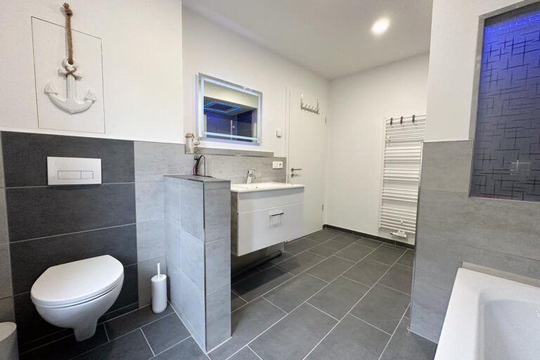 Modernes Badezimmer im HT Appartement Nr. 3